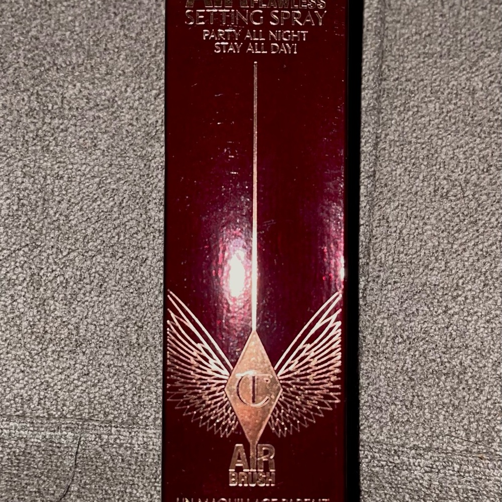 NIB! CHARLOTTE TILBURY AIRBRUSH FLAWLESS SETTING SPRAY 1.1 FL OZ